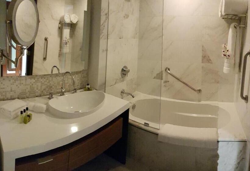 اتاق پرمیوم, Real Intercontinental Metrocentro Managua, An Ihg