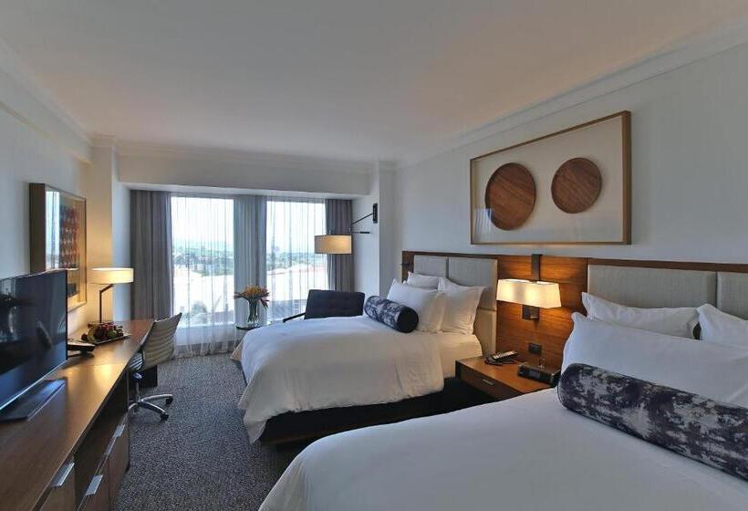 اتاق کلاسیک با چشم‌انداز استخر, Real Intercontinental Metrocentro Managua, An Ihg