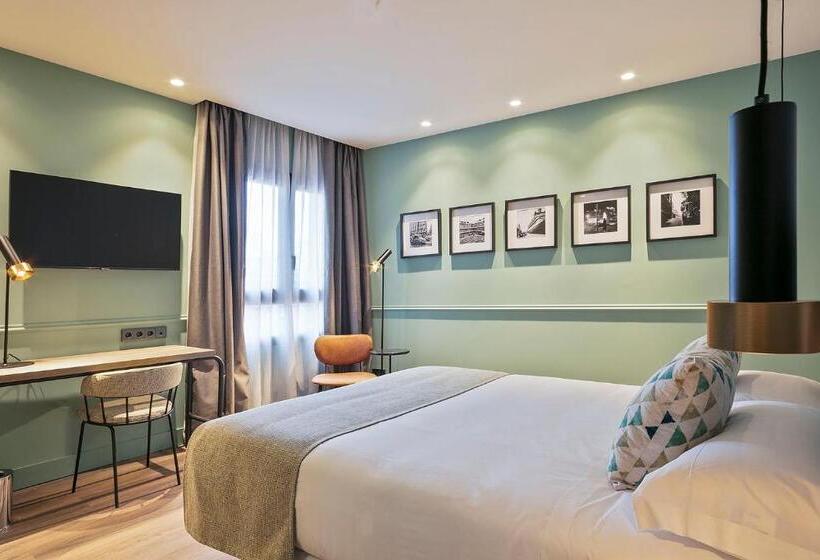Habitación Superior, Via Augusta