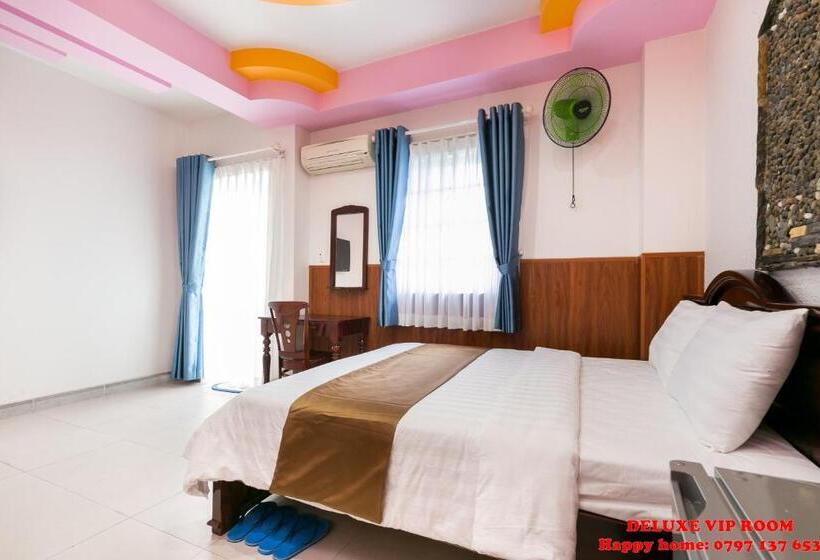 اتاق لوکس, Happy Home