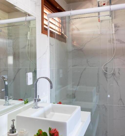 سوییت لوکس, Villa Namú Beach House Suites