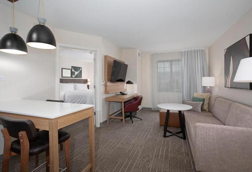带大床的套房, Staybridge Suites   Carson City   Tahoe Area, An Ihg