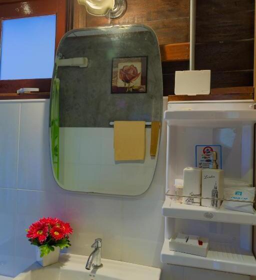بانگلوی سوپریور, Kanya Cozy Bungalows Kata