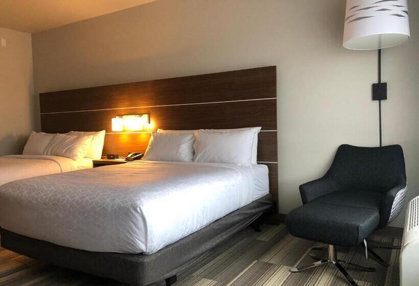 장애인을 위한 스탠다드 룸, Holiday Inn Express & Suites   Madison West   Middleton, An Ihg