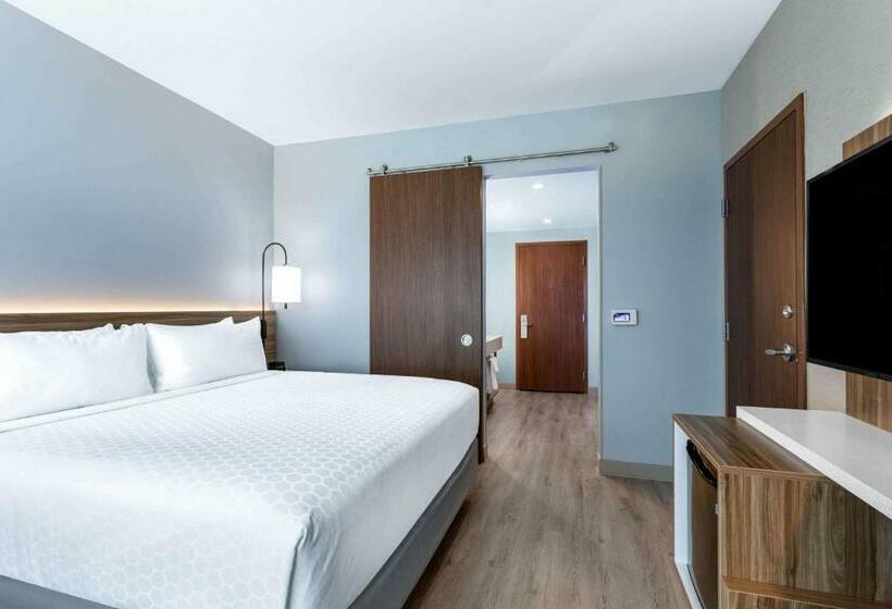 Стандартный Номер Кровать Кинг, Wyndham Garden Miami International Airport