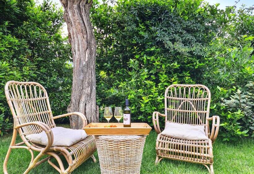 اتاق استاندارد با تخت بزرگ, Tenuta Santa Caterina