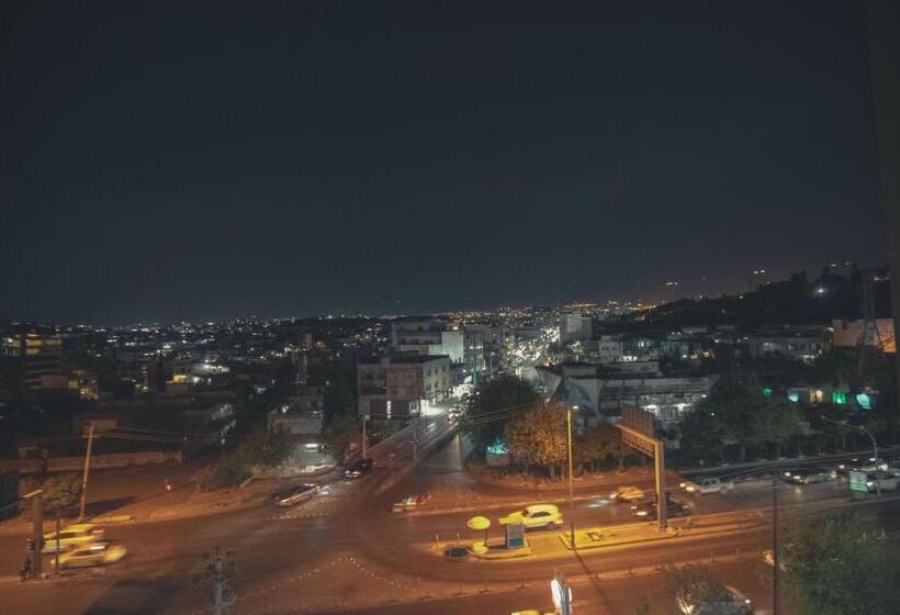 استودیوی استاندارد, Rzgari Taza Salim Street