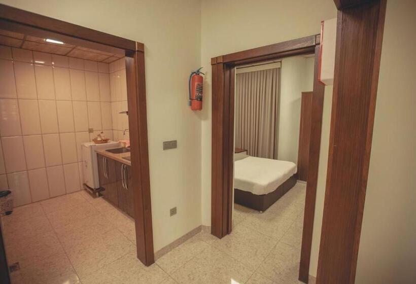آپارتمان سوپریور 1 خوابه, Rzgari Taza Salim Street