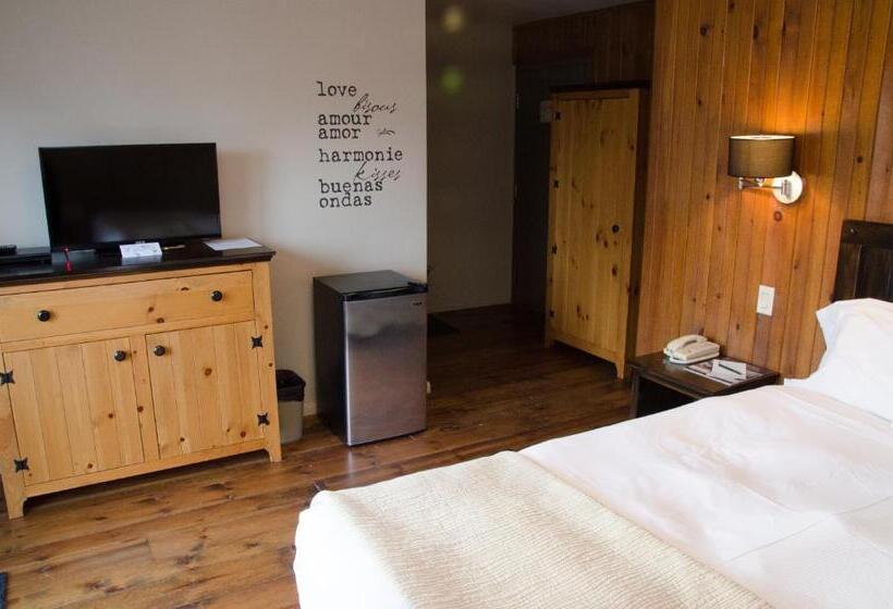 Номер Стандарт, Auberge Du Lac Taureau