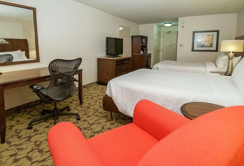 Standard Room 2 Double Beds, Wyndham Garden New Orleans Airport