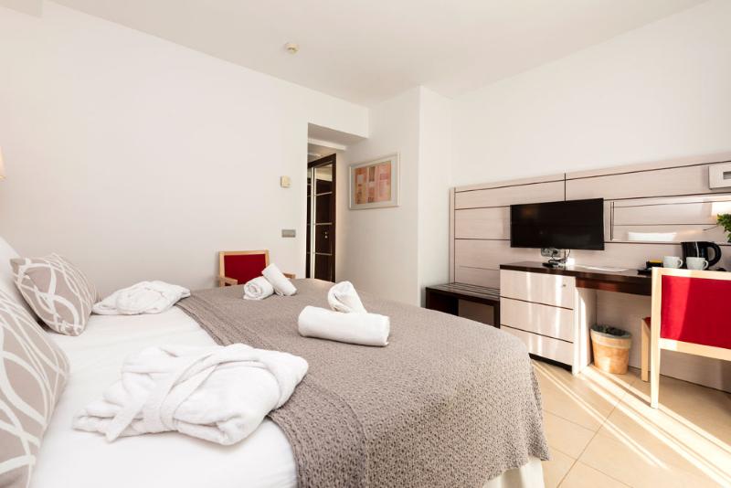Standaardkamer met Uitzicht op het Zwembad, Puchet Ibiza