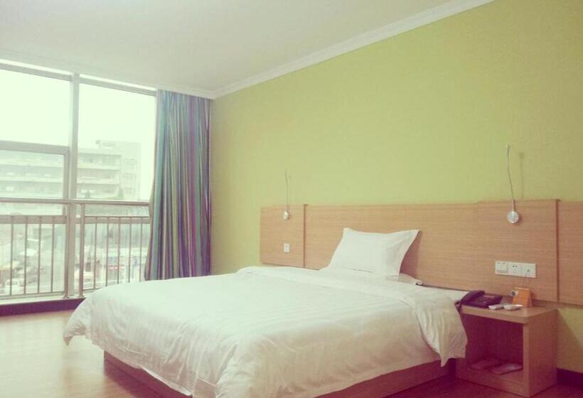 Номер Комфорт, 7 Days Inn Foshan Pingzhou Jade Street Branch