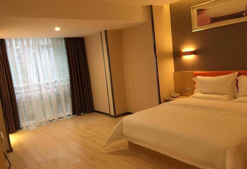 Номер бизнес-класса, 7days Premium Yibin Riverside Branch