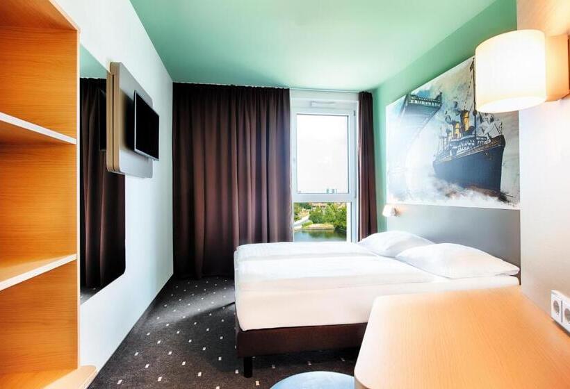 Номер Стандарт, B&b Hotel Wilhelmshaven