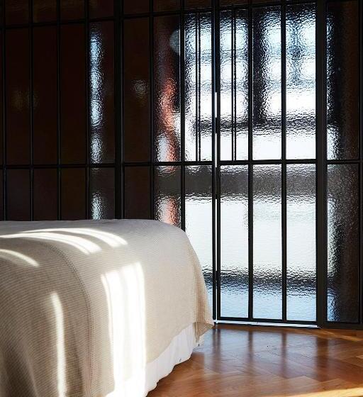 اتاق لوکس, Boutique Hotel Mendi Argia