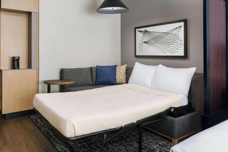 스위트 킹사이즈 침대, Hyatt Place National Harbor
