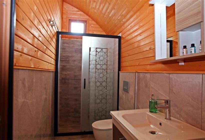 Quarto Quádruplo Deluxe, Kaş Hi̇story Li̇manağzi