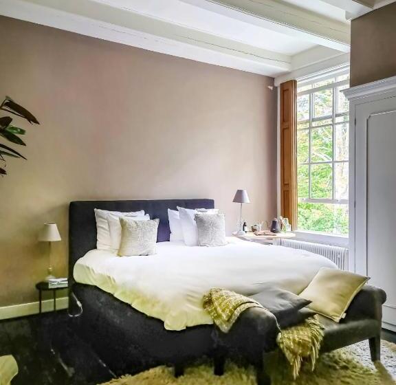 디럭스 스위트, Eco Hotel Plantage Rococo