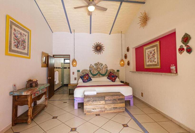 اتاق لوکس با چشم‌انداز استخر, Boutique Casa Copal