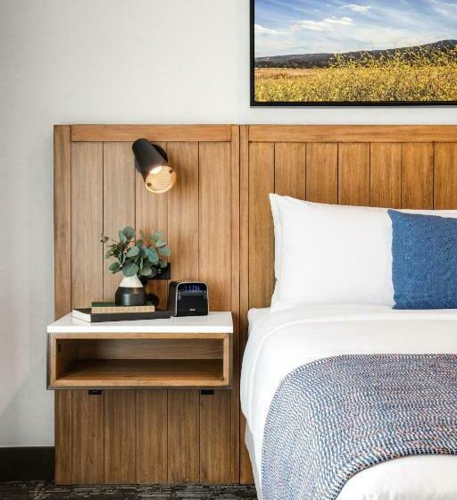 Номер Deluxe Кровать Кинг, Ayres Hotel Vista Carlsbad