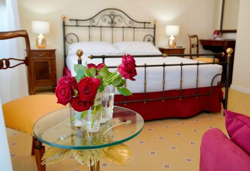 اتاق لوکس با چشم‌انداز, Palazzo Florio Boutique Residence