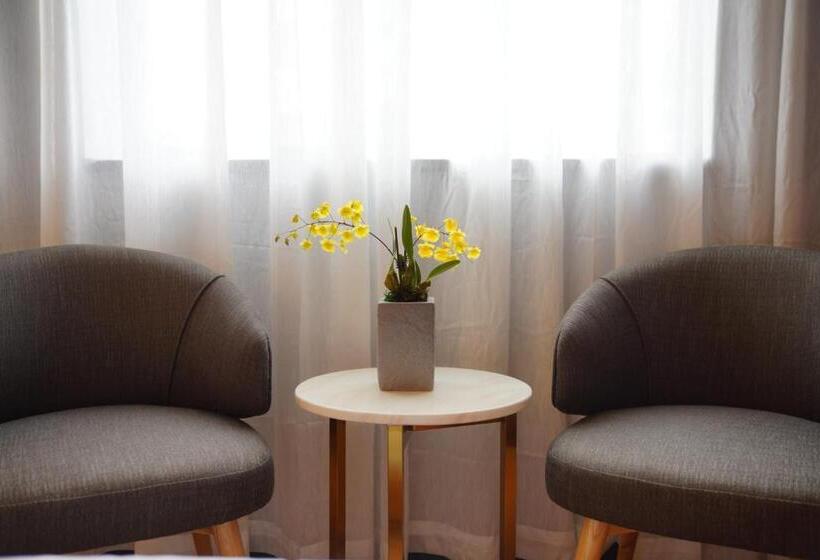 اتاق استاندارد سه نفره, Guangzhou Lilium Elysees