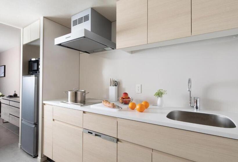 Family Suite, Oakwood Suites Yokohama