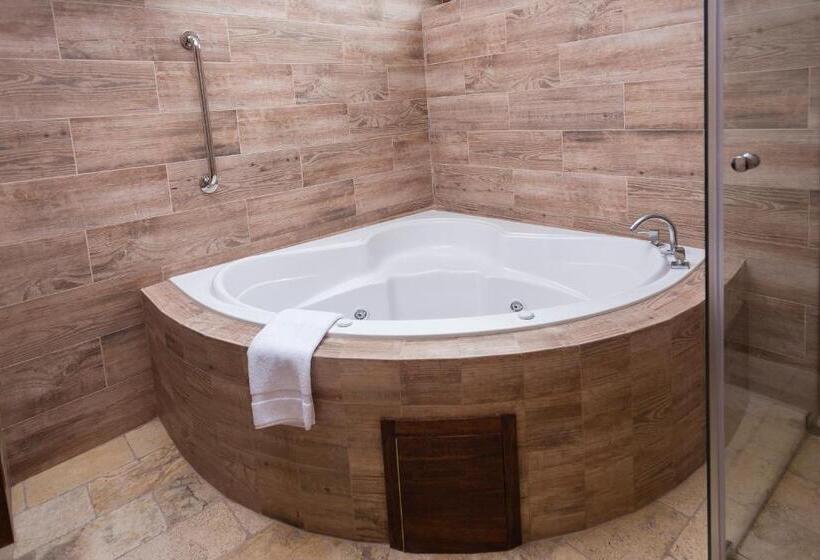 اتاق لوکس, Intiterra Apart Hotel Villas