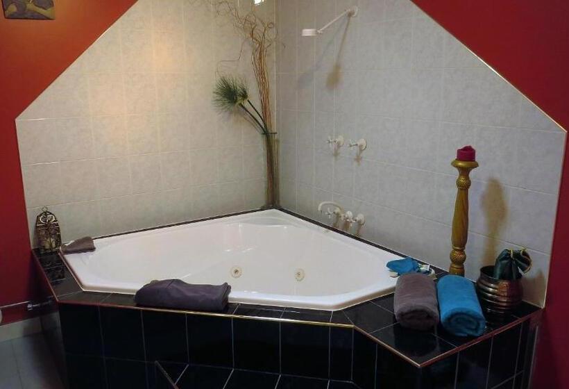 キングサイズベッドのスタンダードルーム, Gumtree On Gillies Bed And Breakfast