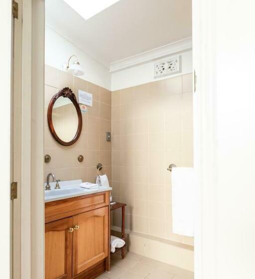 Дом 1 Спальня, Battery Point Manor