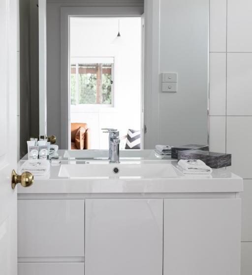 Апартаменты 2 Спальни, Battery Point Manor