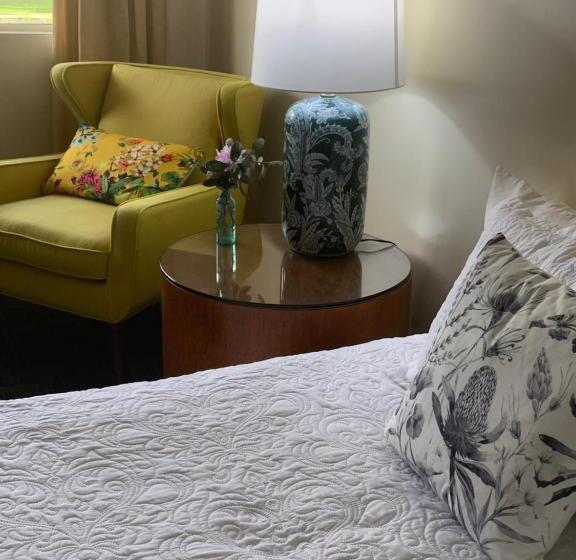 스탠다드 룸 킹사이즈 침대, Temora Motel