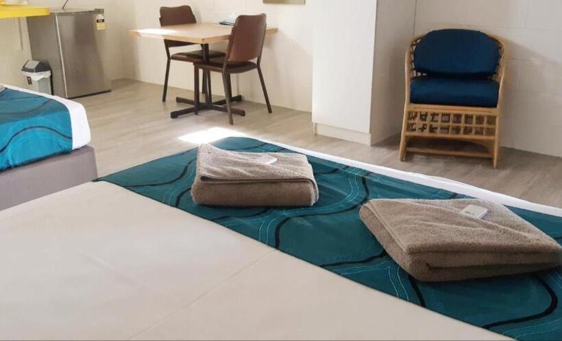 Номер Deluxe, Burdekin Motor Inn