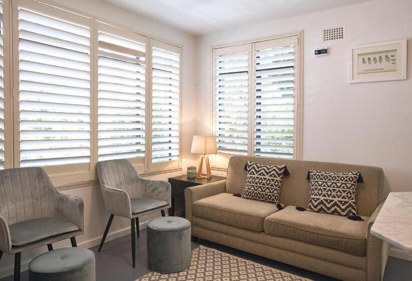شقة غرفة واحدة, Ballantyne At Mosman Apartments