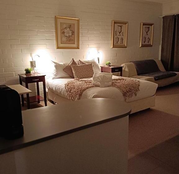 디럭스 룸, Buffalo Motel And Country Retreat