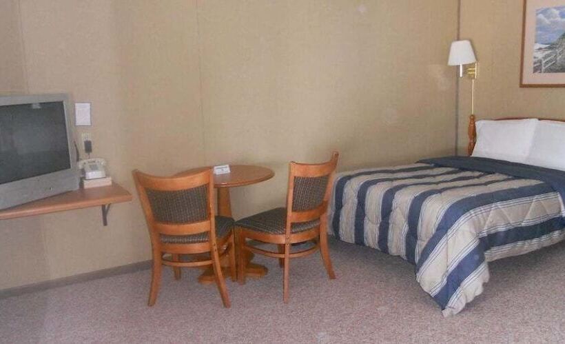 Номер Стандарт 2 Двуспальные Кровати, Harbor Inn Motel