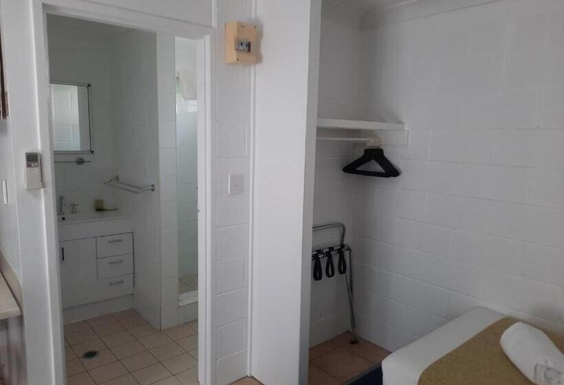 Трехместный Номер Deluxe, Cleveland Motor Inn