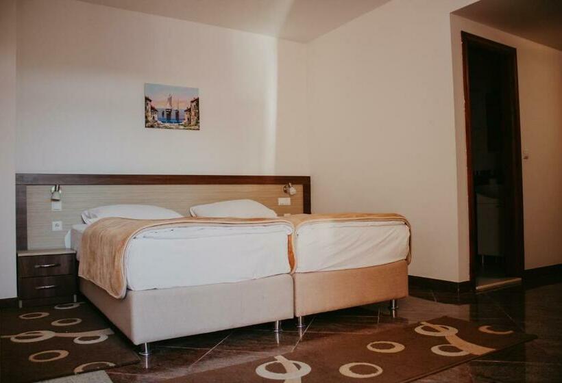 اتاق استاندارد با چشم‌انداز دریا, Villa Matic