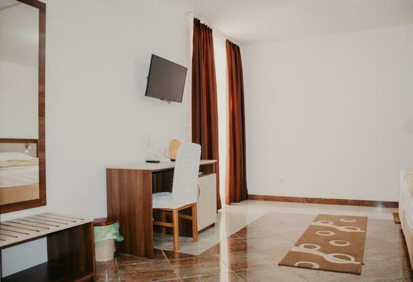 اتاق استاندارد با چشم‌انداز دریا, Villa Matic