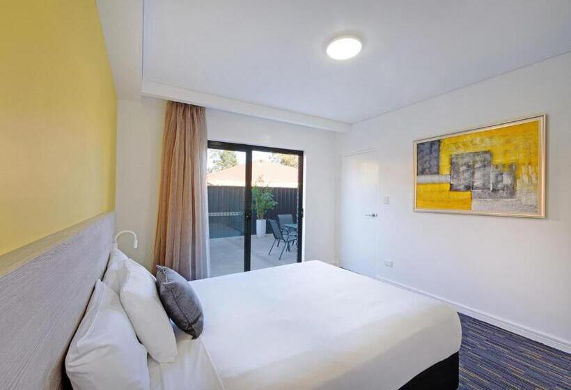 디럭스 스튜디오, Value Suites Penrith