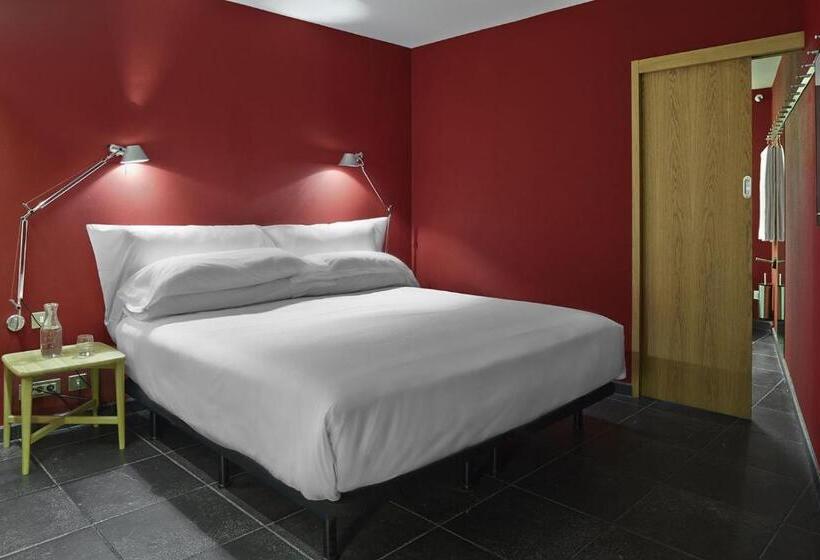 سوییت, Casa Camper Barcelona