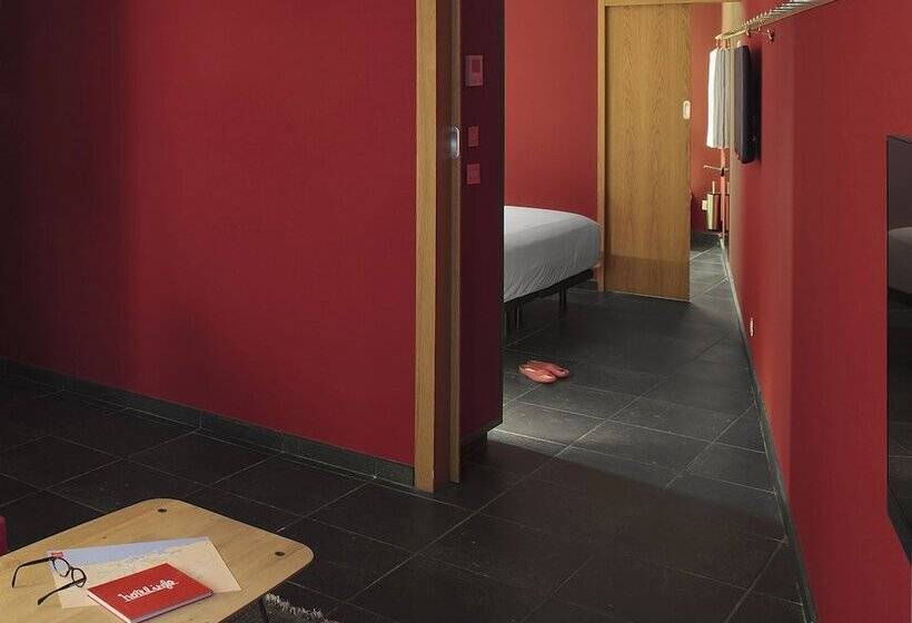 سوییت, Casa Camper Barcelona