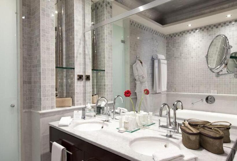 Номер Deluxe, Casa Fuster G.l Monumento