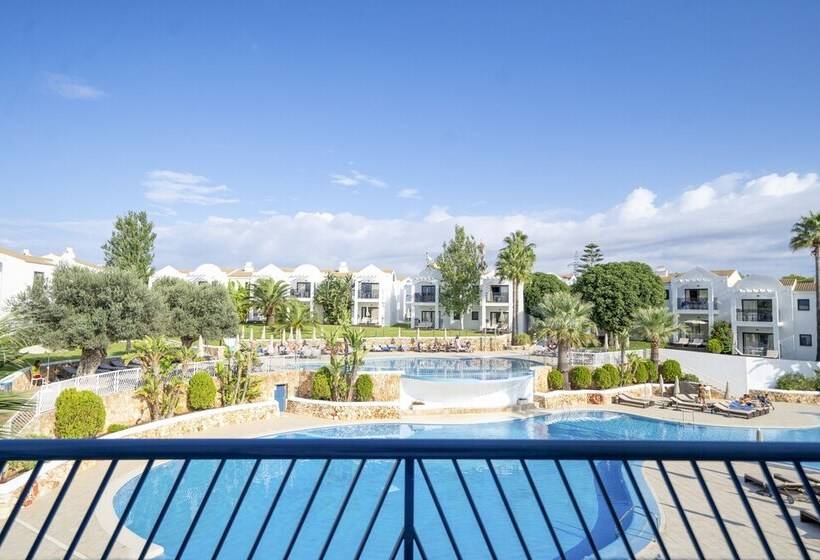 Номер Стандарт Вид на Бассейн, Marsenses Paradise Club