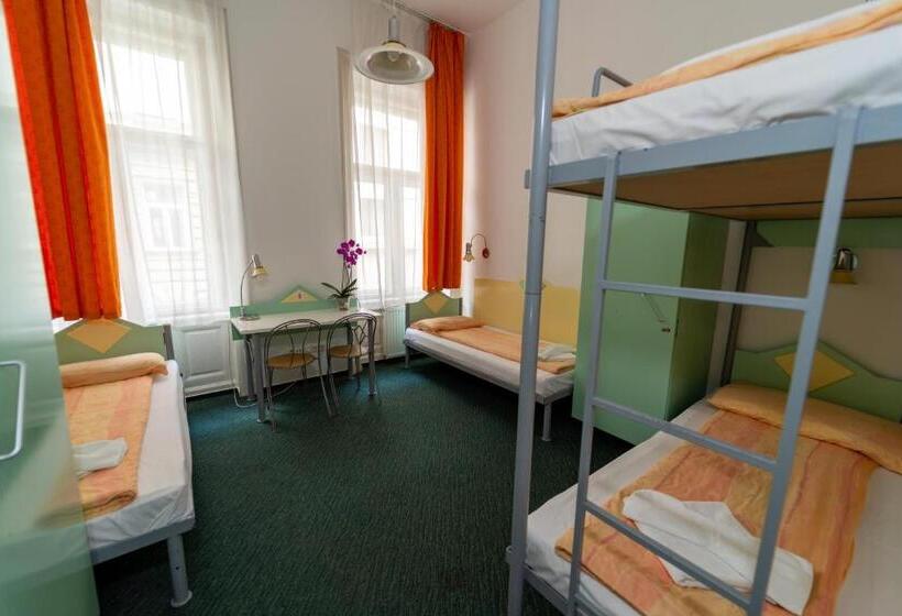 공동 객실, MP Hostel Budapest