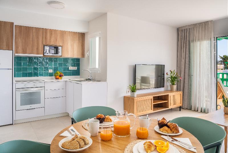 דירת חדר, Nazaret Apartments