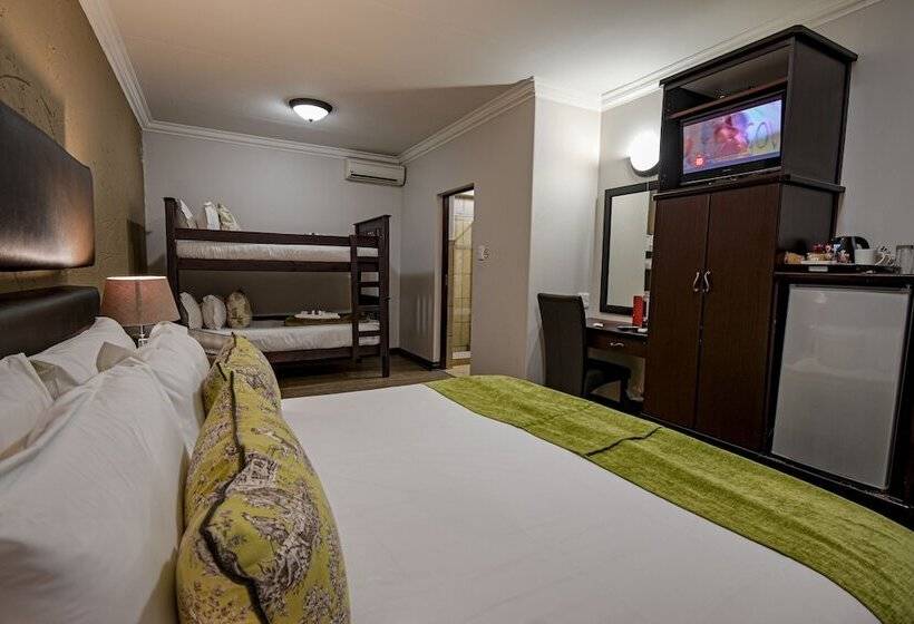 Семейный Номер, Villa Bali Luxury Guesthouse