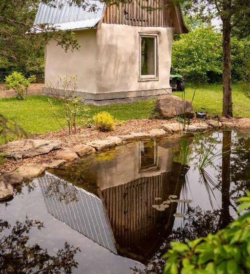 スイート, Owl's Nest Suites