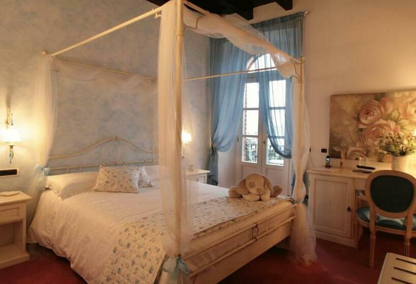 标准间, Villa Baroni