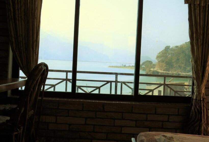 اتاق استاندارد یک تخته با بالکن, Lake Vision Guesthouse